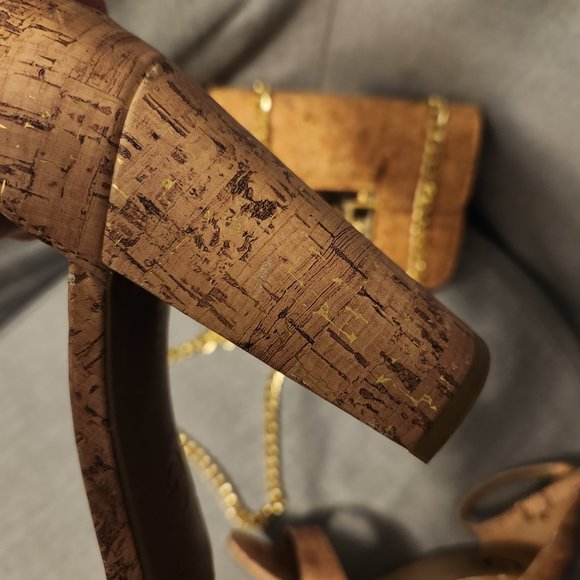 Guess. High heels. Open toe sandals - Picture 4 of 8